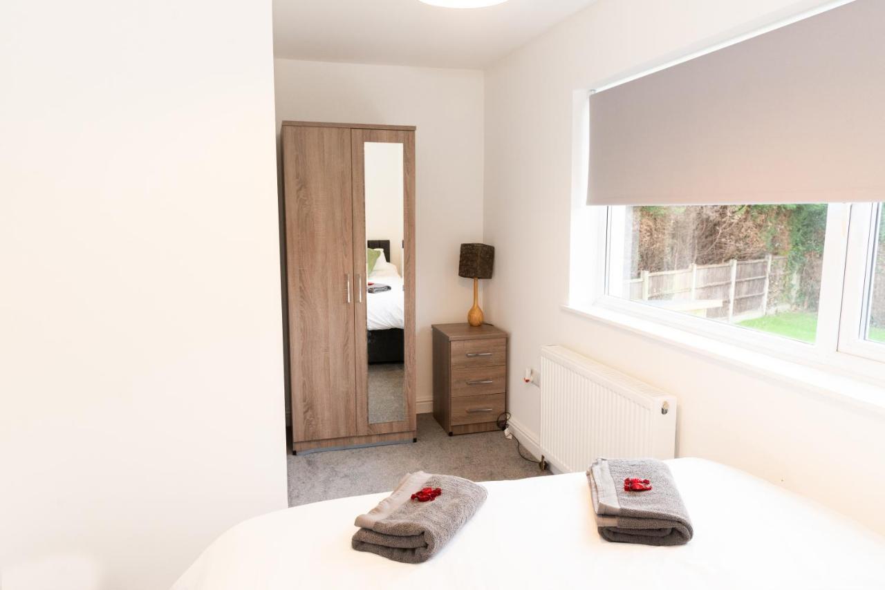 Holiday home Charming 2 Bedroom House - Free Parking - Great Location *